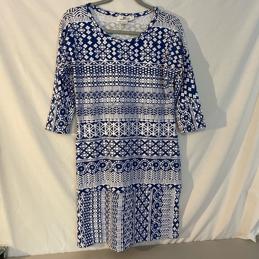 Vineyard vines Blue and White Patterned Dress crew neck 3/4 length sleeve  sz S